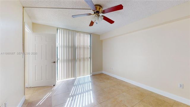 2055 SW 122nd Ave 108, Miami, FL 33175