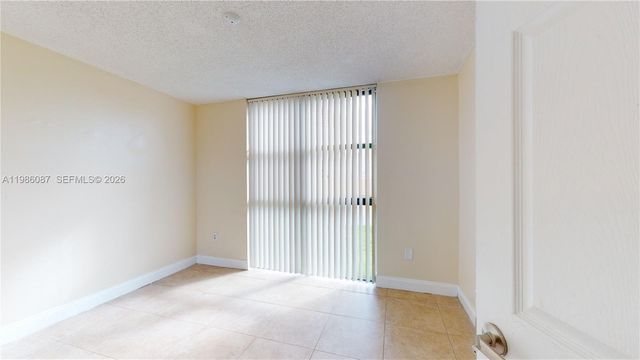 2055 SW 122nd Ave 108, Miami, FL 33175