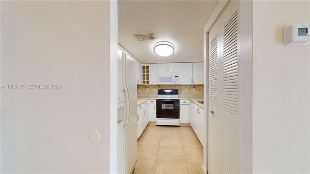 2055 SW 122nd Ave 108, Miami, FL 33175