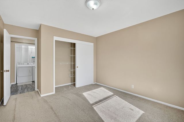 1915 NW Hickory Lane 8, Ankeny, IA 50023