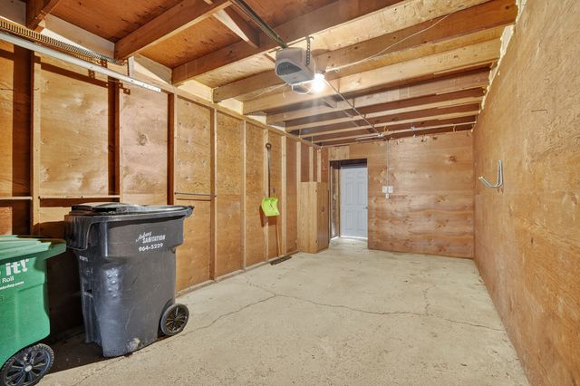 1915 NW Hickory Lane 8, Ankeny, IA 50023