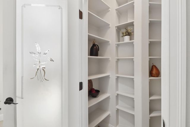 1152 Oak Valley Dr, Lincoln, CA 95648