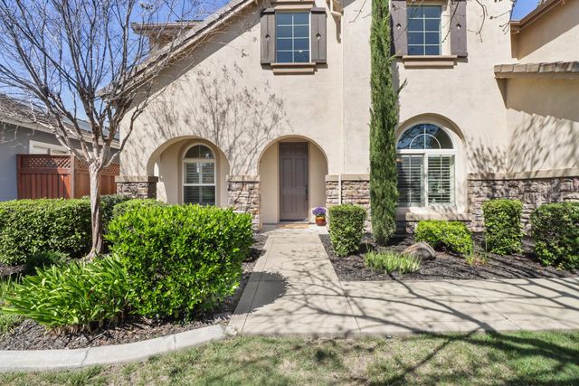 1152 Oak Valley Dr, Lincoln, CA 95648