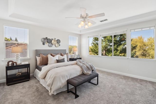 1152 Oak Valley Dr, Lincoln, CA 95648