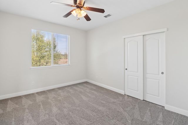 1152 Oak Valley Dr, Lincoln, CA 95648