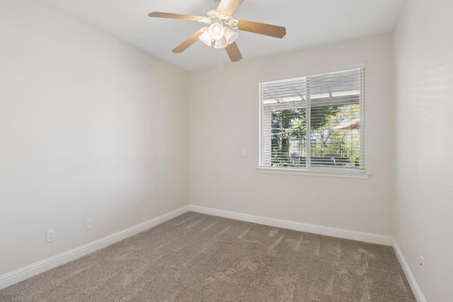 1152 Oak Valley Dr, Lincoln, CA 95648