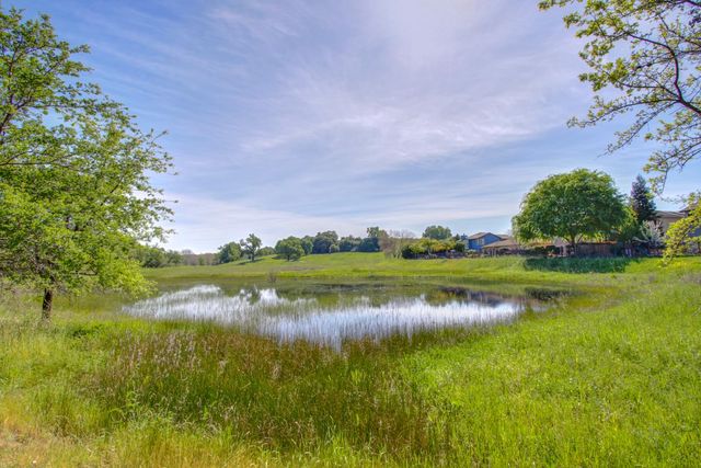 1152 Oak Valley Dr, Lincoln, CA 95648