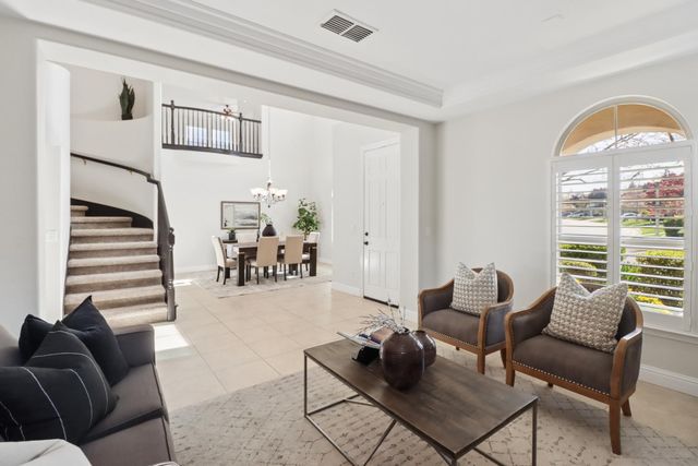 1152 Oak Valley Dr, Lincoln, CA 95648