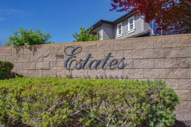 1152 Oak Valley Dr, Lincoln, CA 95648