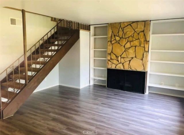 7540 Corbin Avenue 3, Reseda, CA 91335
