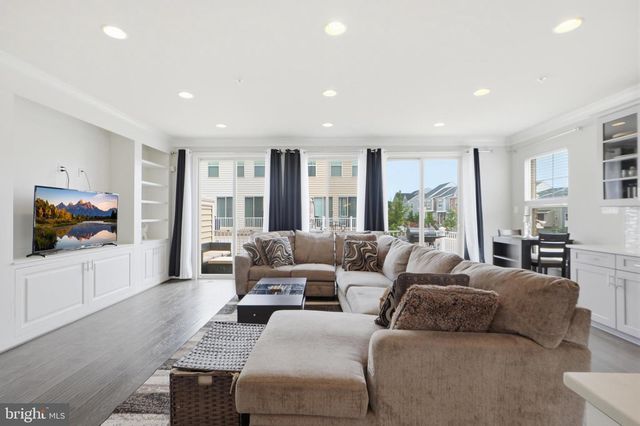 10601 EASTLAND CIR, Upper Marlboro, MD 20772