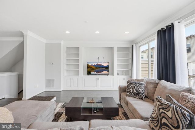 10601 EASTLAND CIR, Upper Marlboro, MD 20772