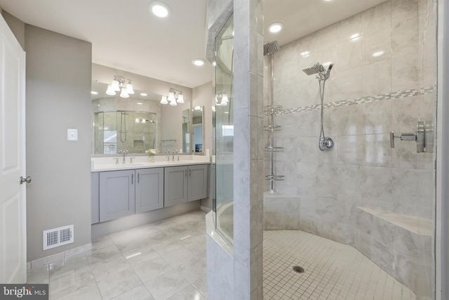 10601 EASTLAND CIR, Upper Marlboro, MD 20772