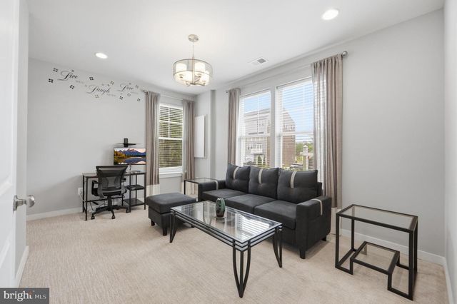 10601 EASTLAND CIR, Upper Marlboro, MD 20772
