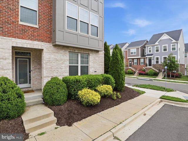 10601 EASTLAND CIR, Upper Marlboro, MD 20772