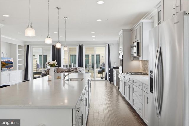 10601 EASTLAND CIR, Upper Marlboro, MD 20772