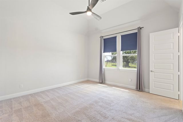 305 Monument Place, Reno, TX 76020