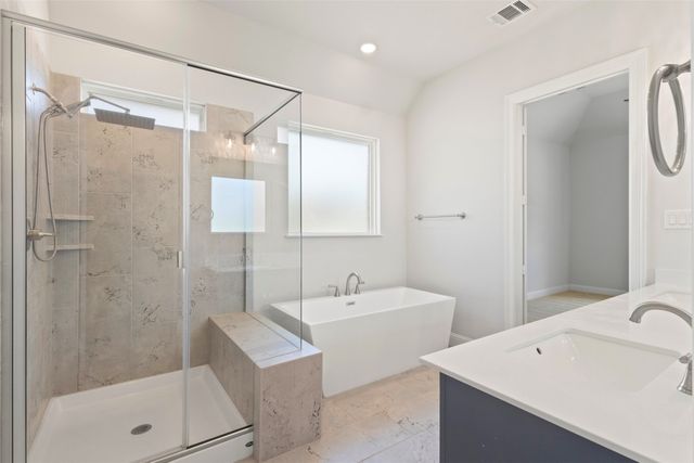 305 Monument Place, Reno, TX 76020