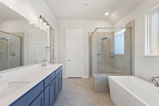 305 Monument Place, Reno, TX 76020