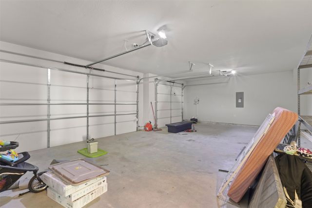 305 Monument Place, Reno, TX 76020