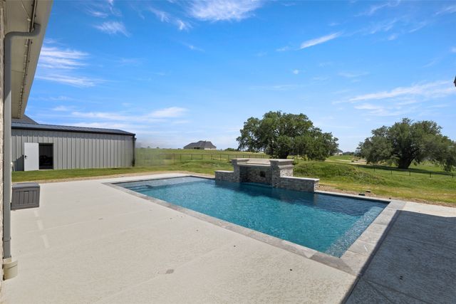 305 Monument Place, Reno, TX 76020