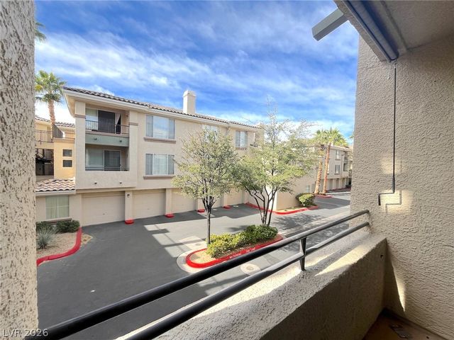 7131 South Durango Drive 214, Las Vegas, NV 89113