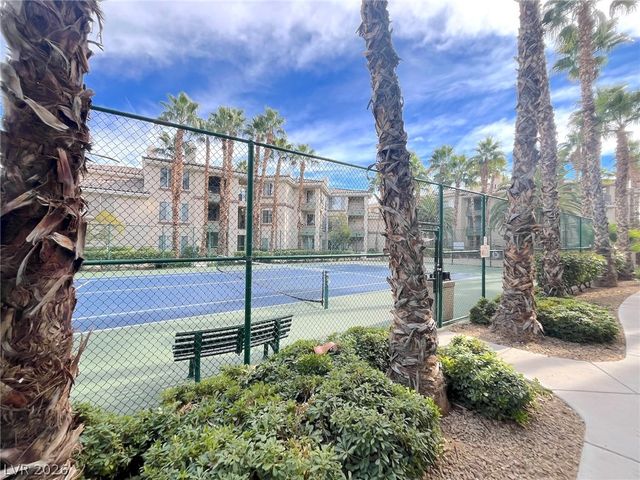 7131 South Durango Drive 214, Las Vegas, NV 89113