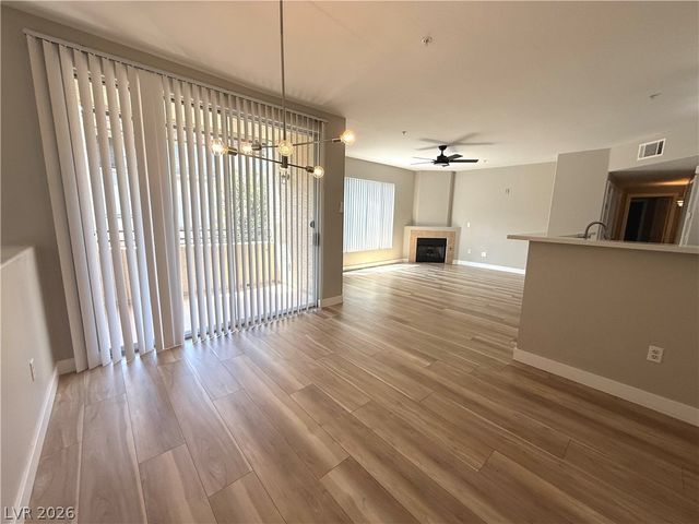 7131 South Durango Drive 214, Las Vegas, NV 89113