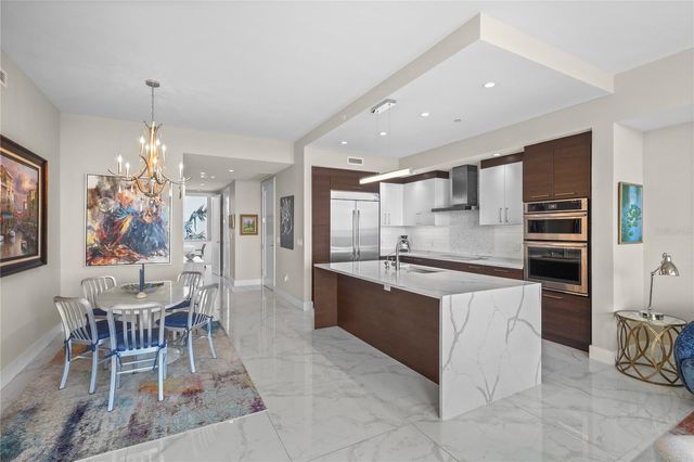 1155 N GULFSTREAM AVENUE 306, Sarasota, FL 34236