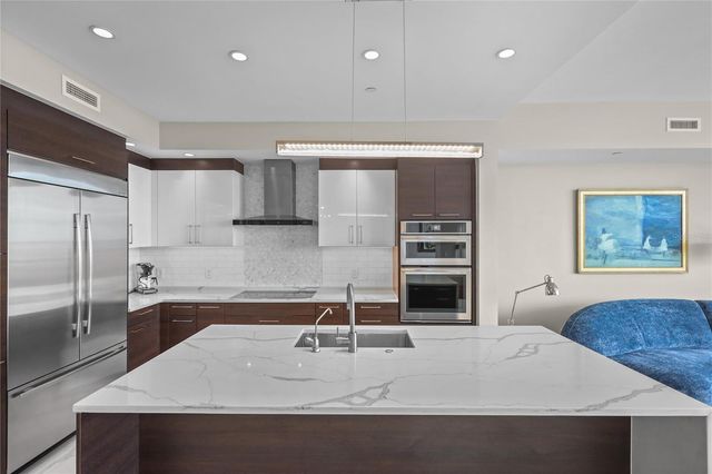 1155 N GULFSTREAM AVENUE 306, Sarasota, FL 34236