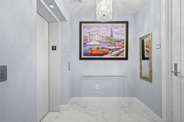 1155 N GULFSTREAM AVENUE 306, Sarasota, FL 34236