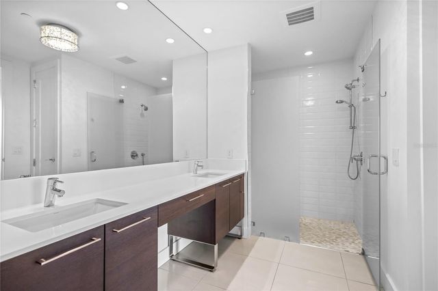 1155 N GULFSTREAM AVENUE 306, Sarasota, FL 34236