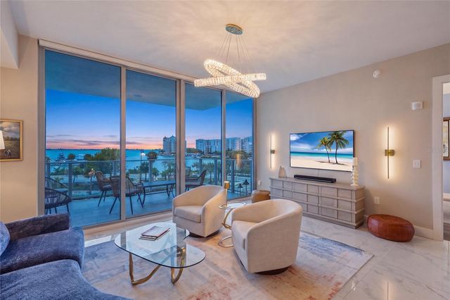 1155 N GULFSTREAM AVENUE 306, Sarasota, FL 34236