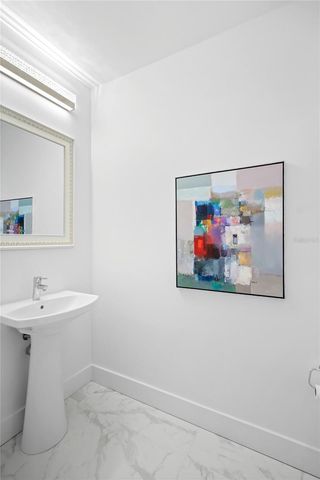 1155 N GULFSTREAM AVENUE 306, Sarasota, FL 34236