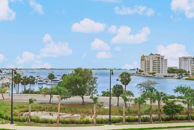 1155 N GULFSTREAM AVENUE 306, Sarasota, FL 34236