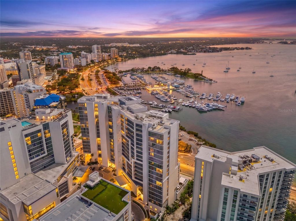 1155 N GULFSTREAM AVENUE 306, Sarasota, FL 34236