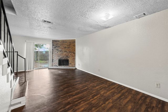 2198 Aspen Drive, Dallas, TX 75227