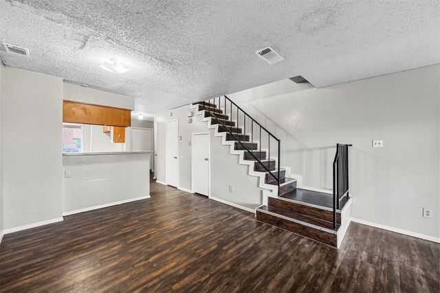 2198 Aspen Drive, Dallas, TX 75227