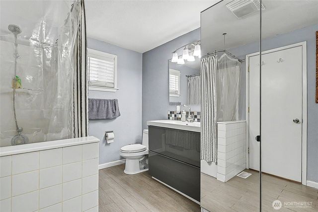 6003 Armour Loop SE, Olympia, WA 98513