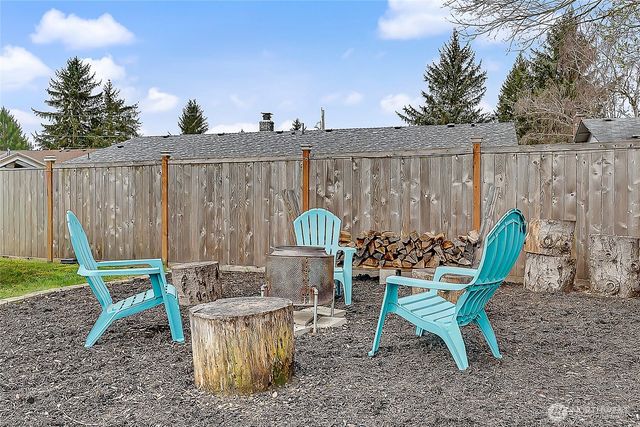 6003 Armour Loop SE, Olympia, WA 98513