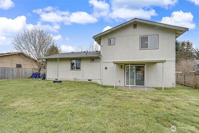 6003 Armour Loop SE, Olympia, WA 98513