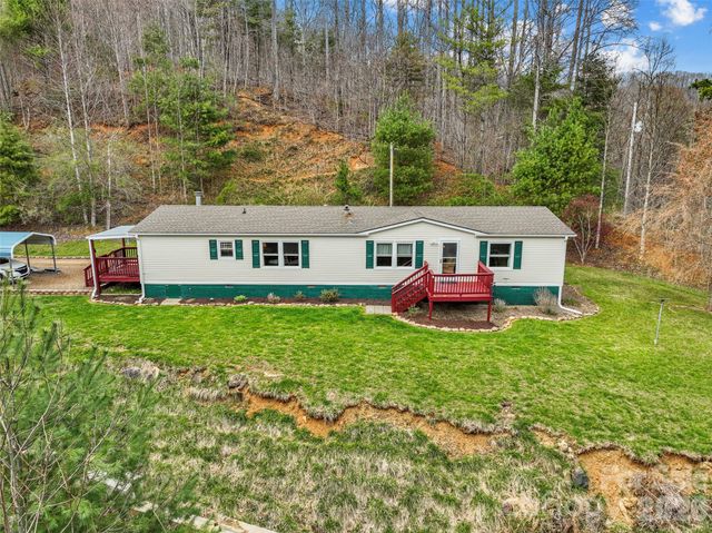 155 Thunderstruck Ridge, Burnsville, NC 28714