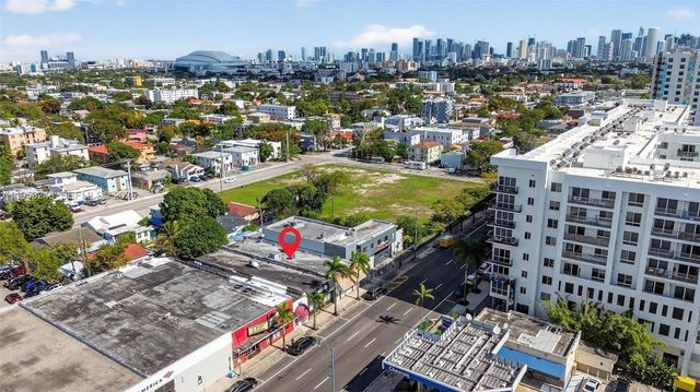 2151 SW 8th St, Miami, FL 33135