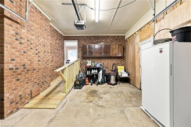 3986 Welcome Arcadia Road, Lexington, NC 27295