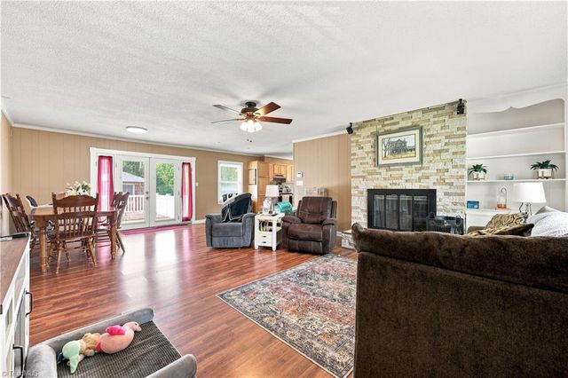 3986 Welcome Arcadia Road, Lexington, NC 27295