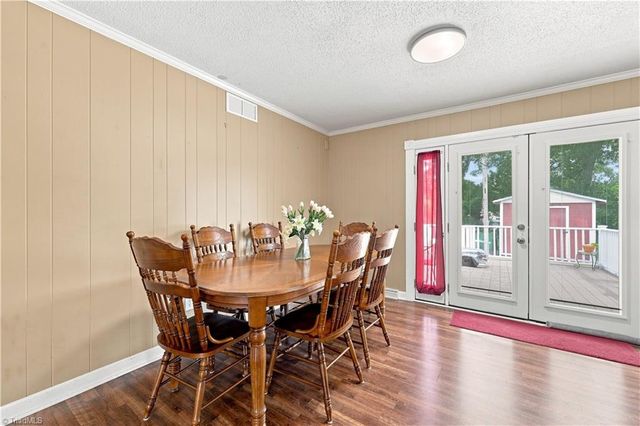 3986 Welcome Arcadia Road, Lexington, NC 27295