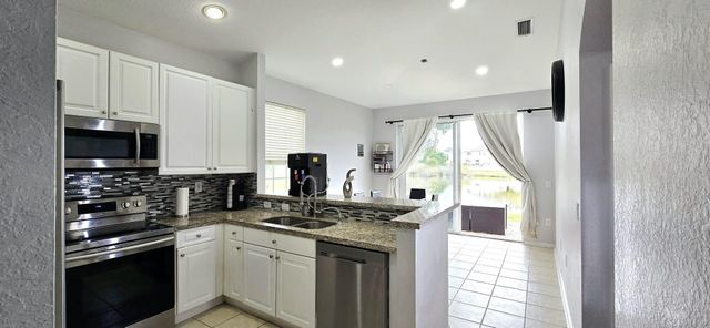 1723 NW 78th Way 1723, Pembroke Pines, FL 33024