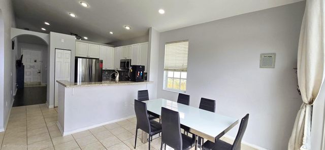 1723 NW 78th Way 1723, Pembroke Pines, FL 33024