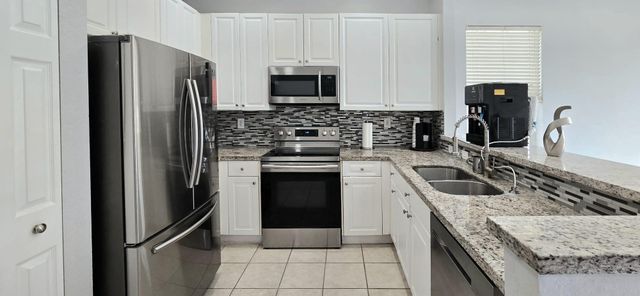 1723 NW 78th Way 1723, Pembroke Pines, FL 33024