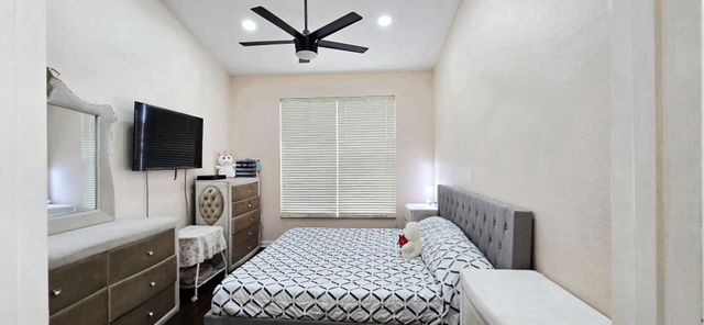 1723 NW 78th Way 1723, Pembroke Pines, FL 33024